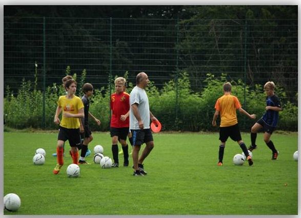 Training auf Schöneck der C-Jugend Training auf Schöneck